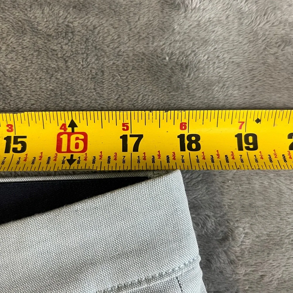 J.Crew Oxford Tech Short Mens W35 L7 Light Gray Stretch Cotton BX307